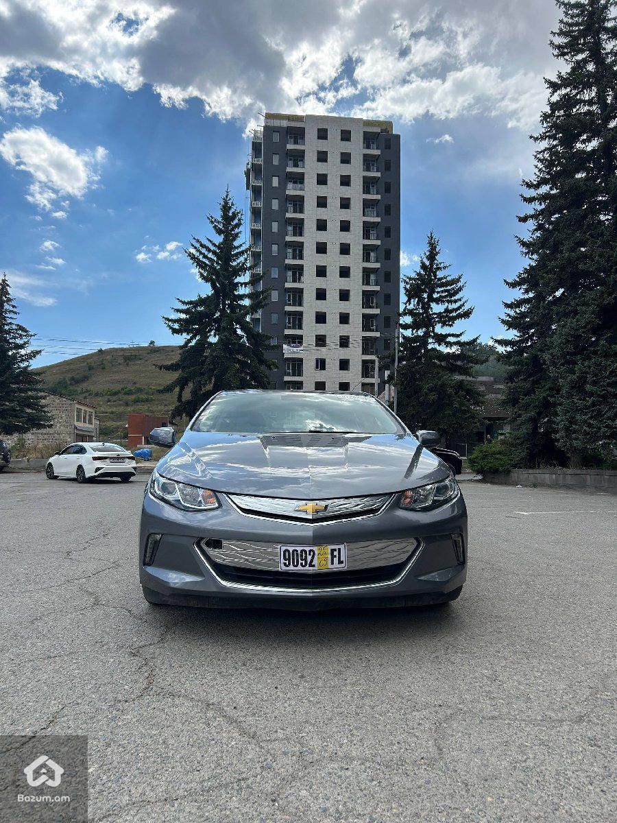 Chevrolet Volt 2018 - image 13