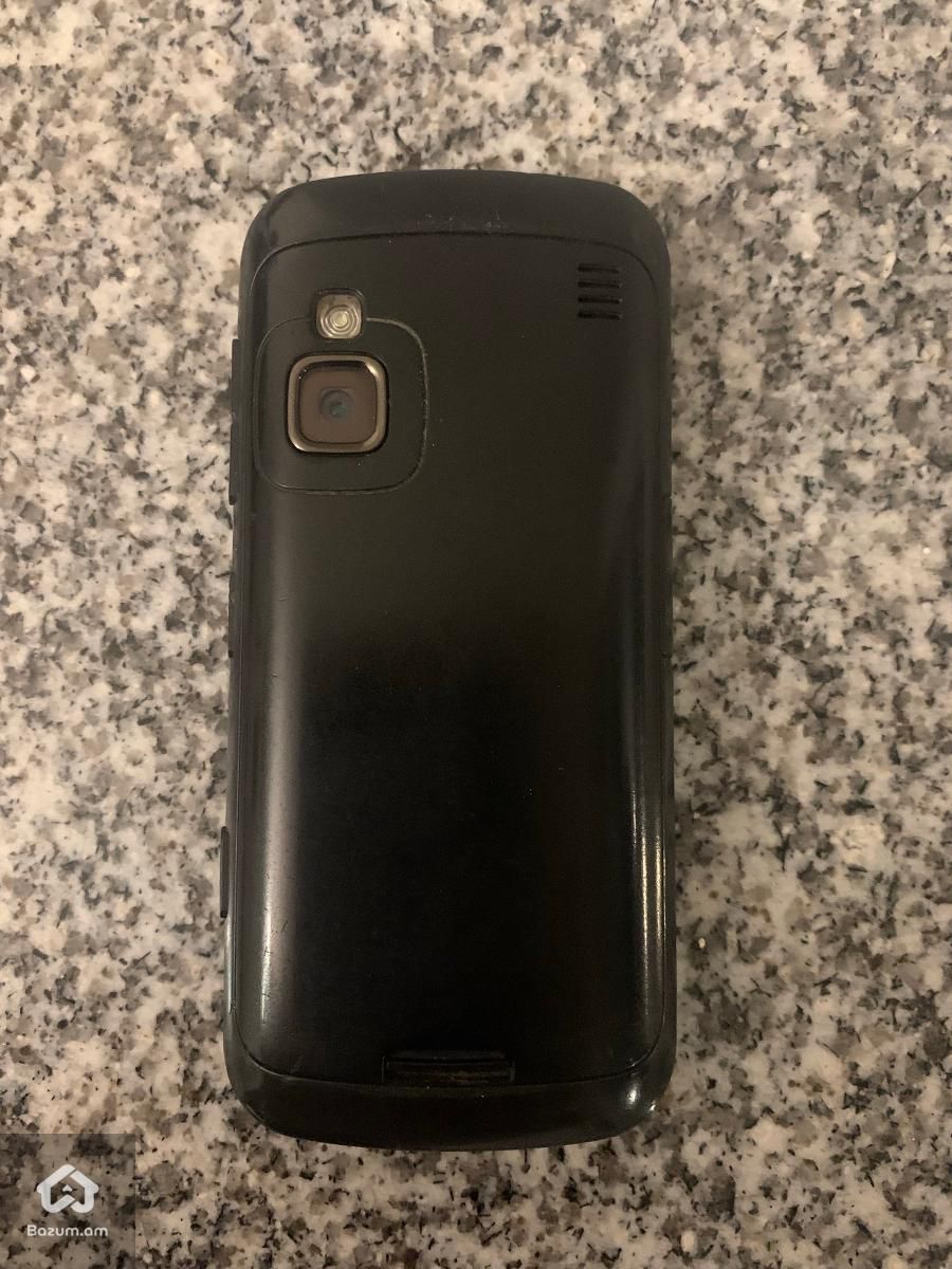 NOKIA C 6 - image 3