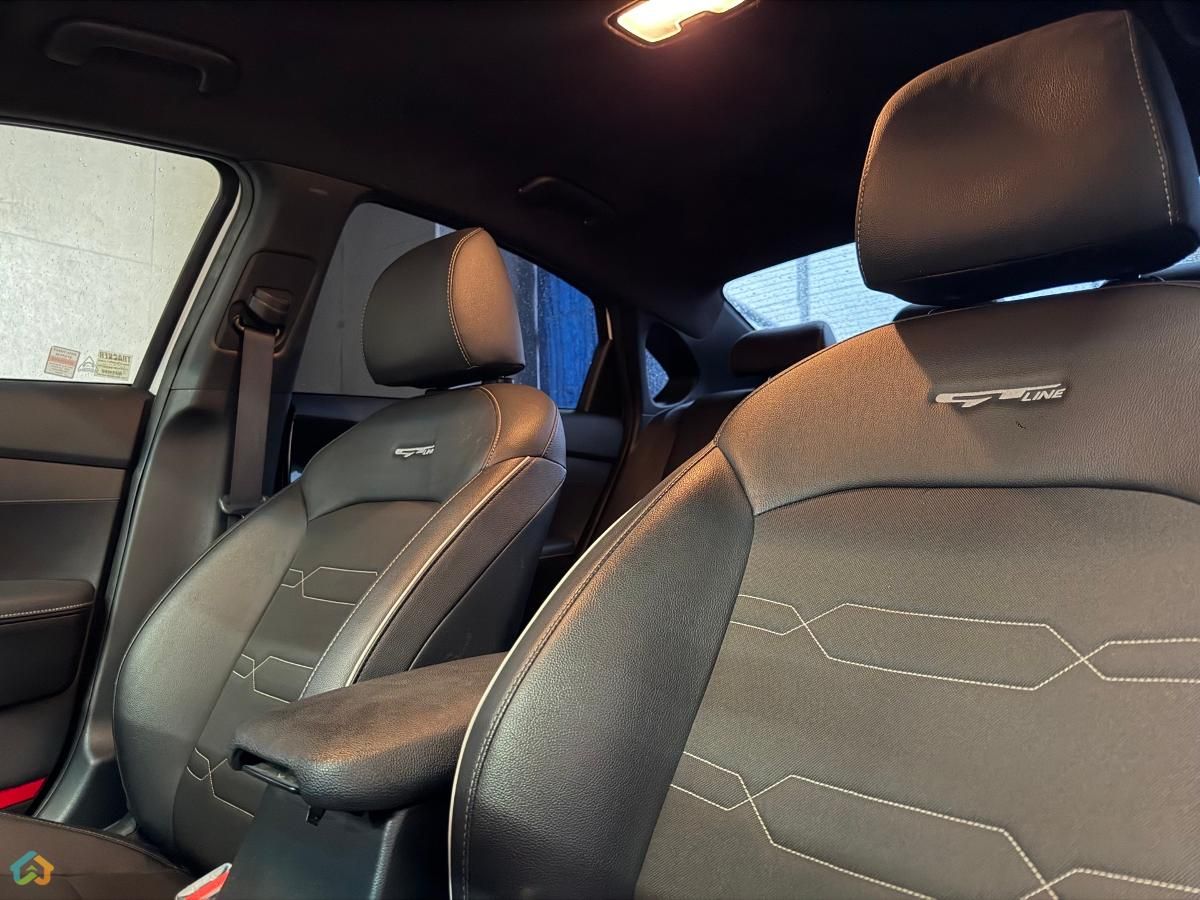 Kia Forte Gt-line - image 10