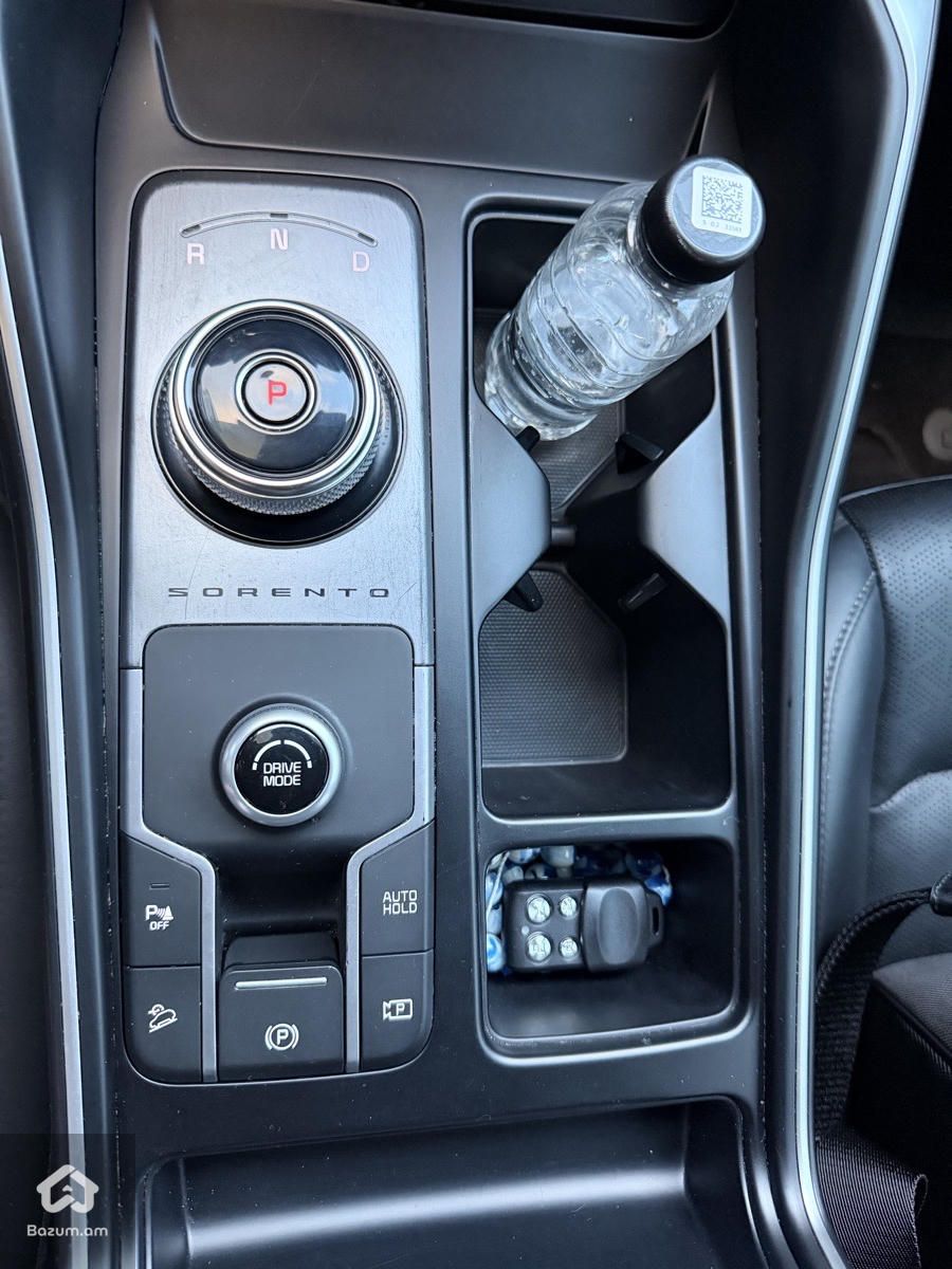 Kia Sorento Hybrid 2021 - image 10