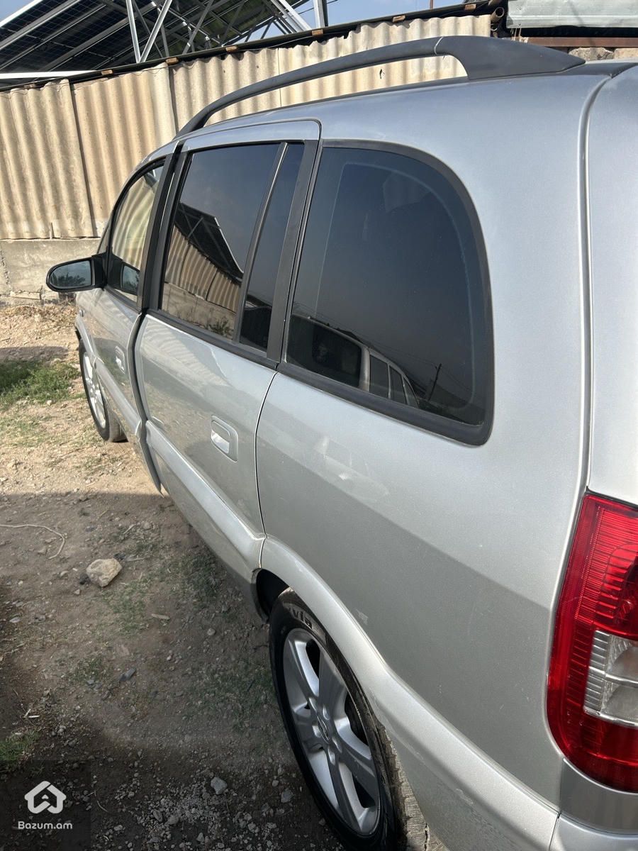 Opel Zafira 2005 - image 20