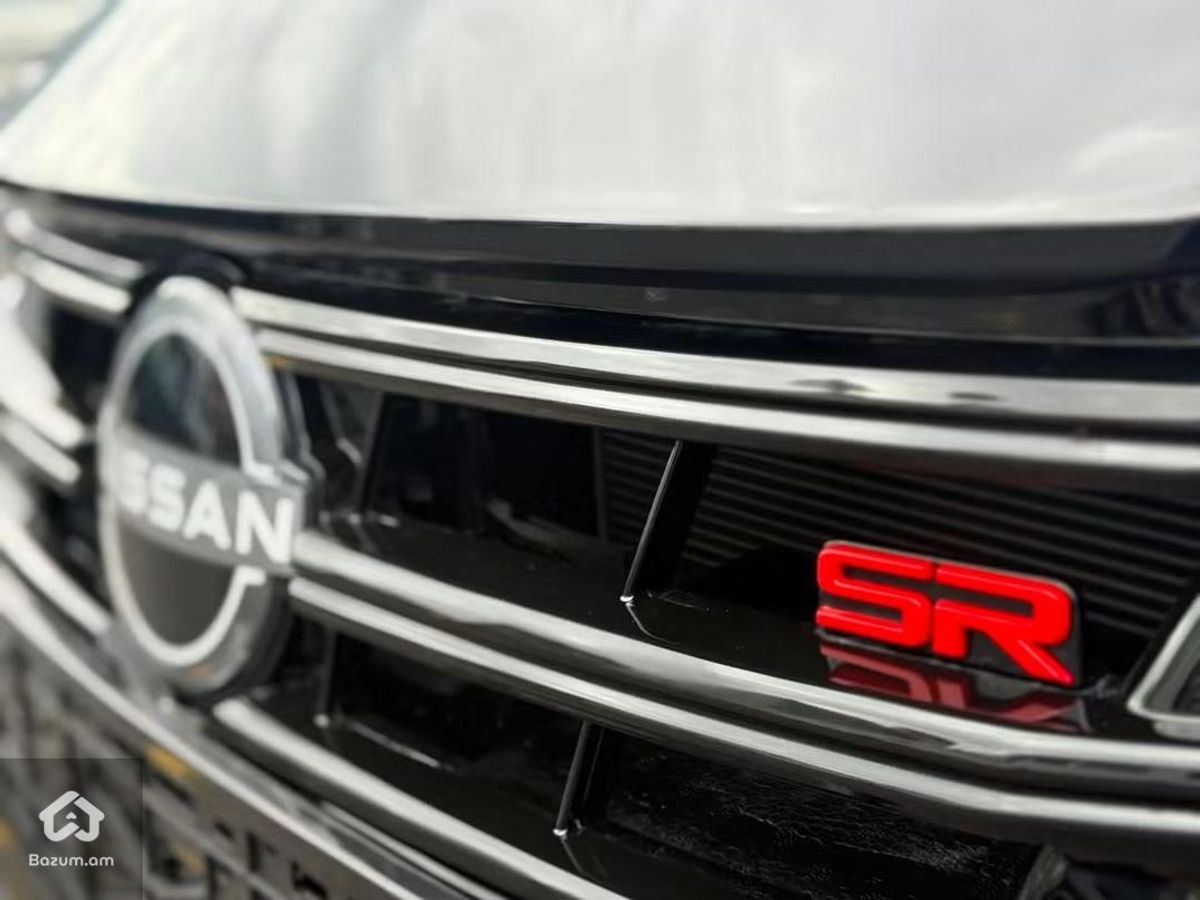 Nissan Versa SR 2025 - image 8