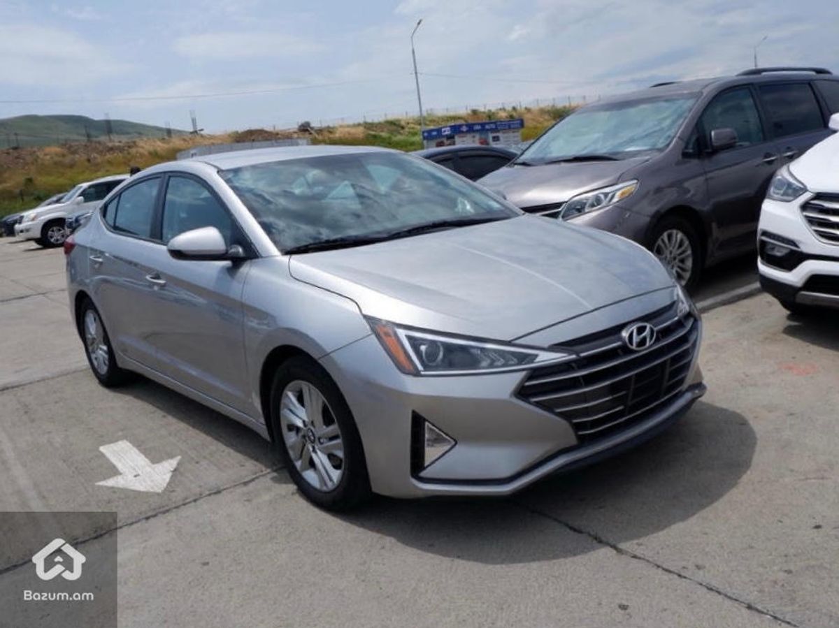 Hyundai Elantra 2020 - image 1