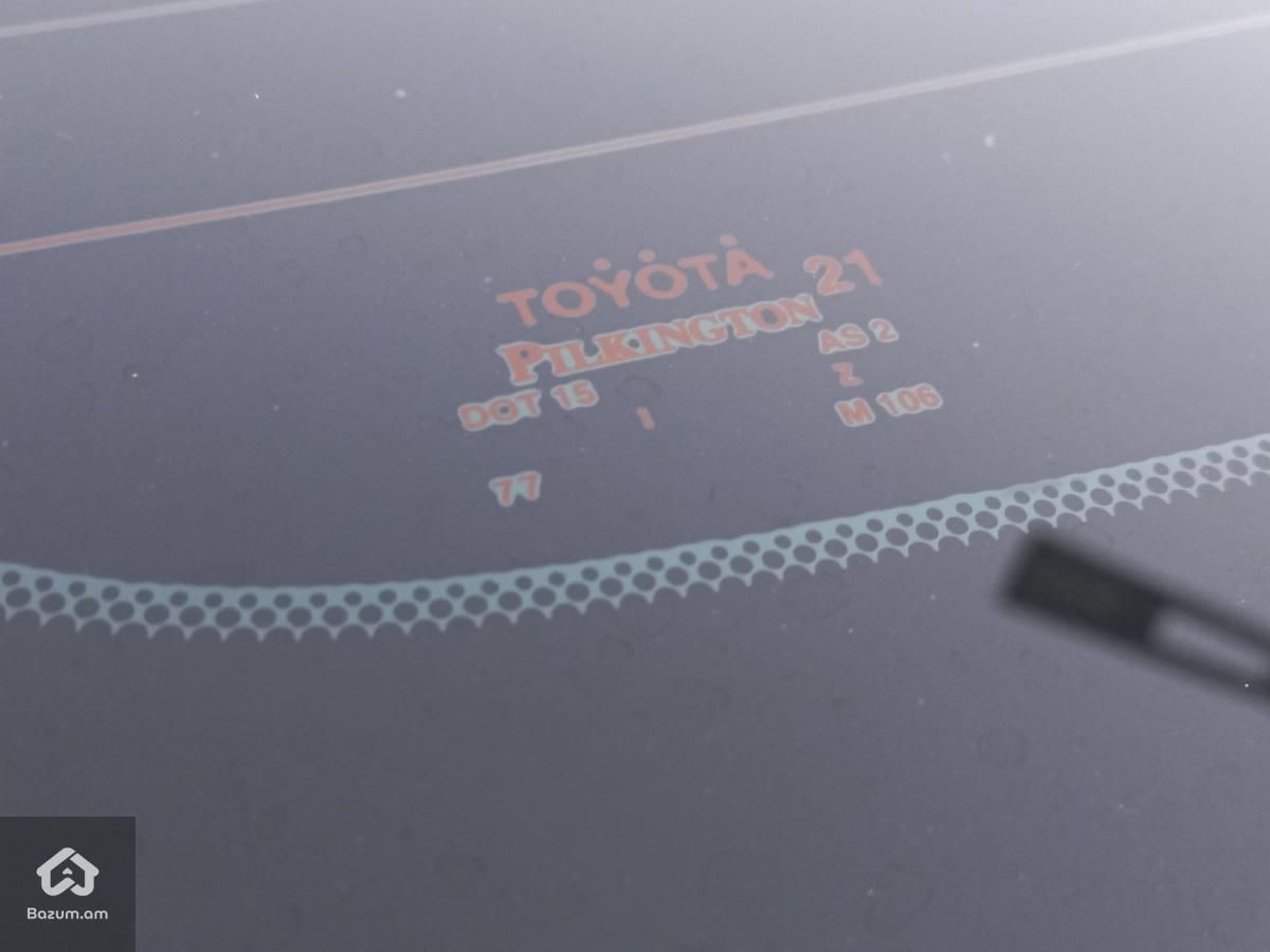 Toyota Camry 2023 - image 11