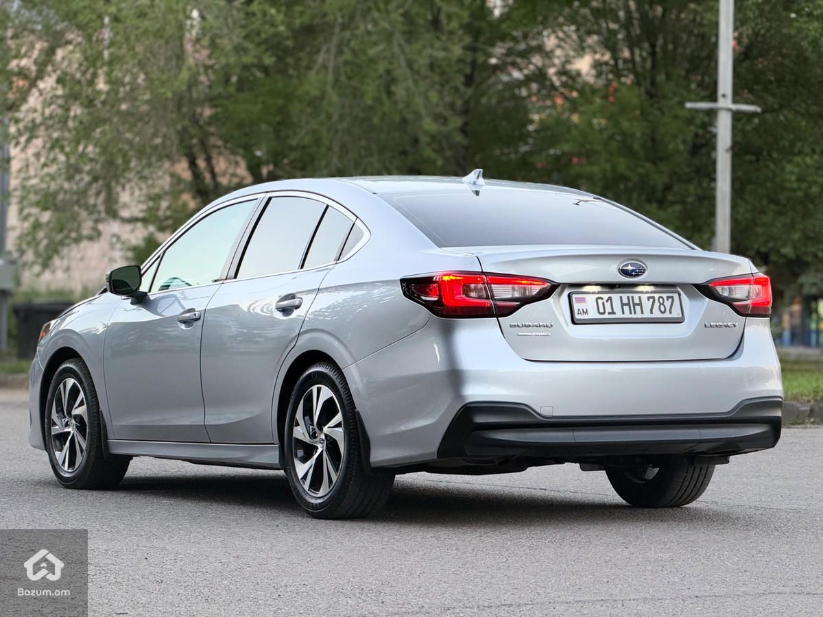 Subaru Legacy 2022 - image 2