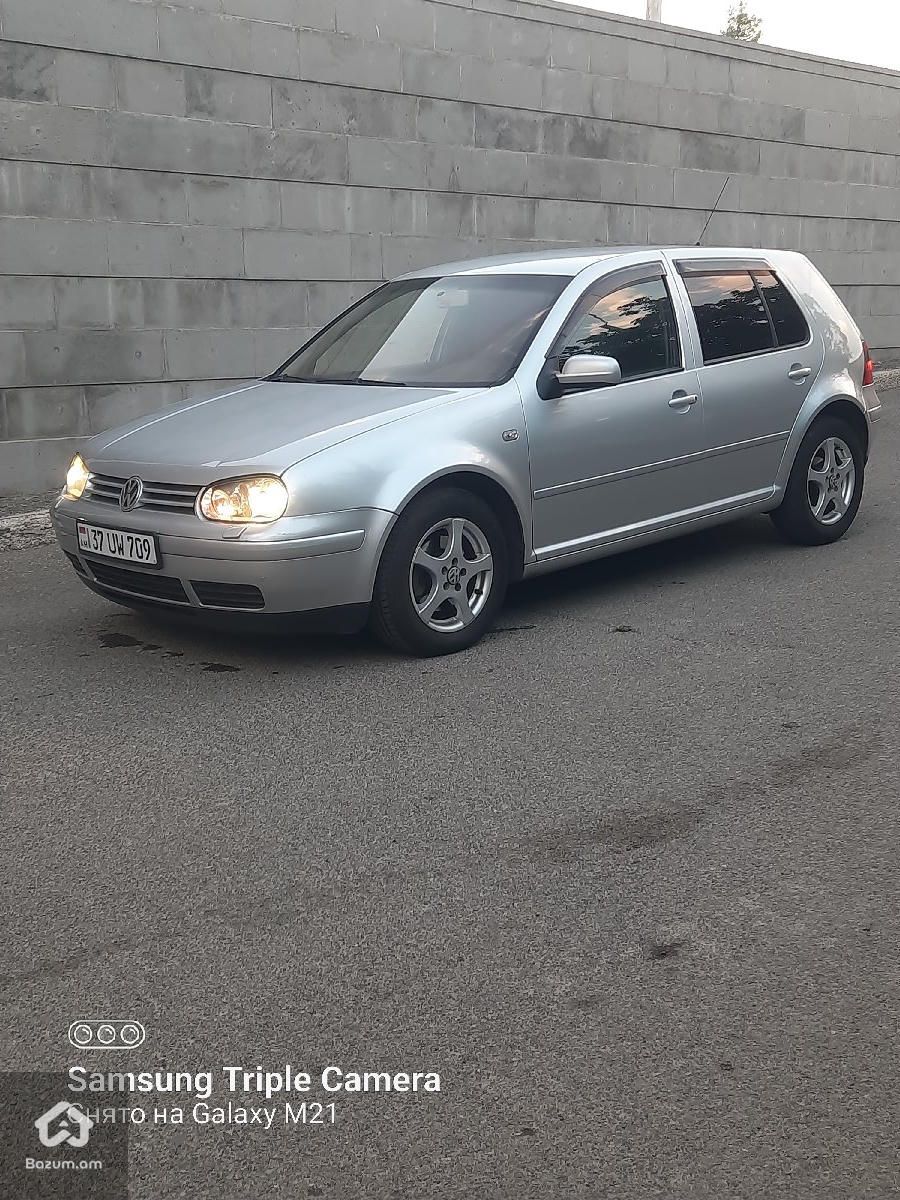 Volkswagen Golf 2002 - image 1