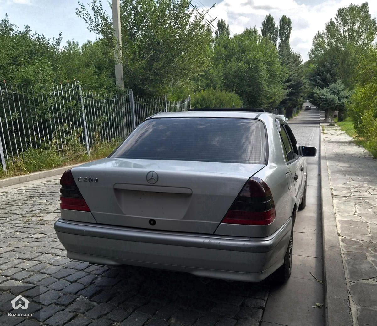 Mercedes-Benz C 200 1998 - image 1