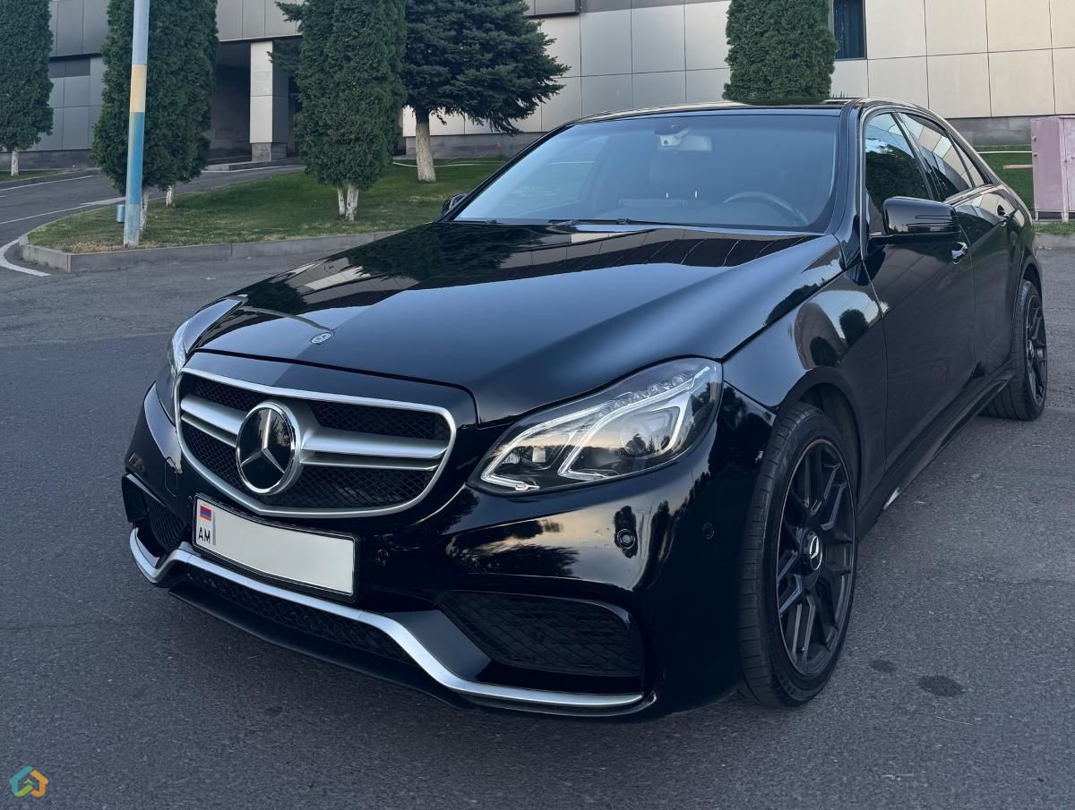 Mercedes-Benz E200 - image 2
