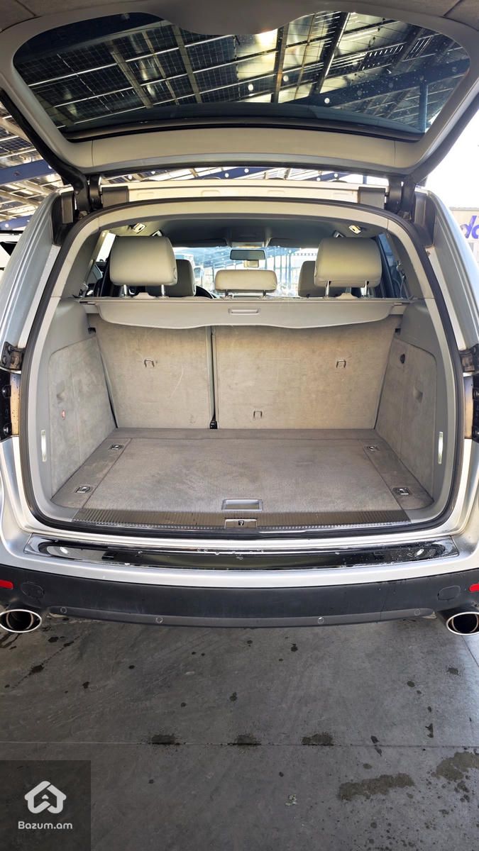 Volkswagen Touareg - image 9