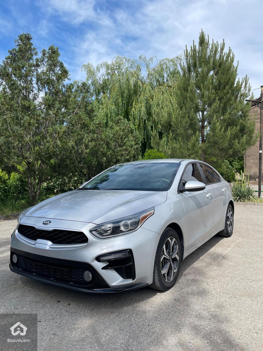 Kia Forte - image 2