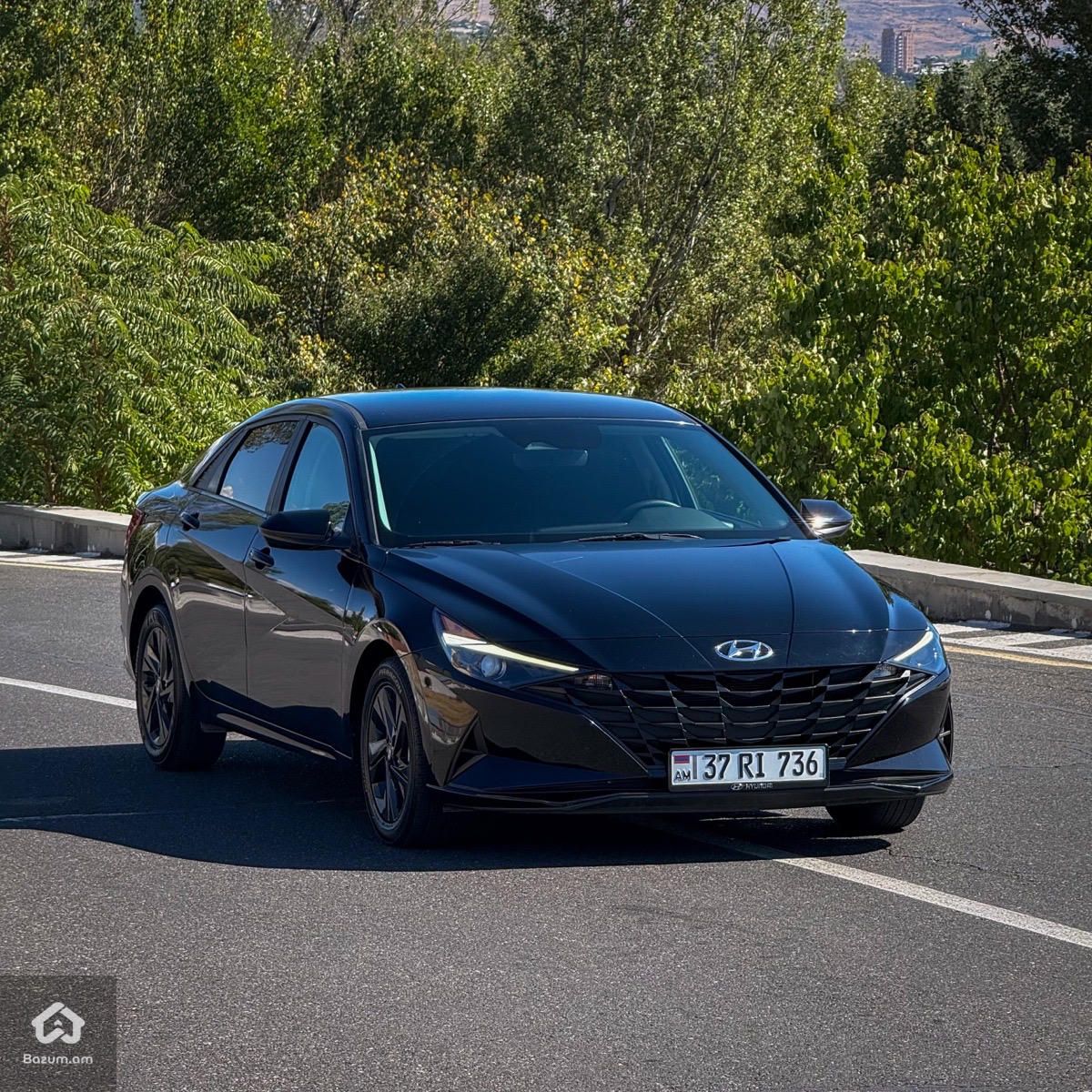 Hyundai Elantra 2023 - image 2