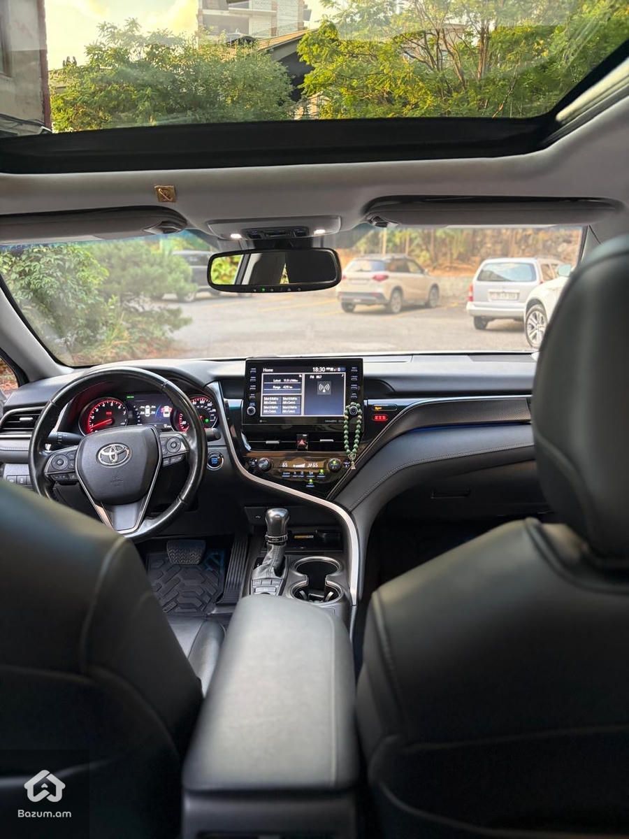 Toyota Camry 2021 - image 6