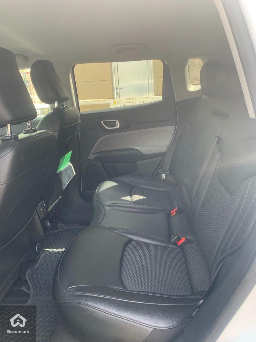 Jeep Compass 2022 - image 7