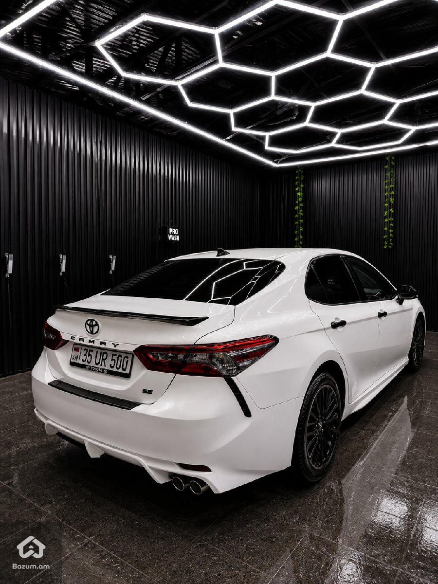 TOYOTA CAMRY V70 SE - image 17