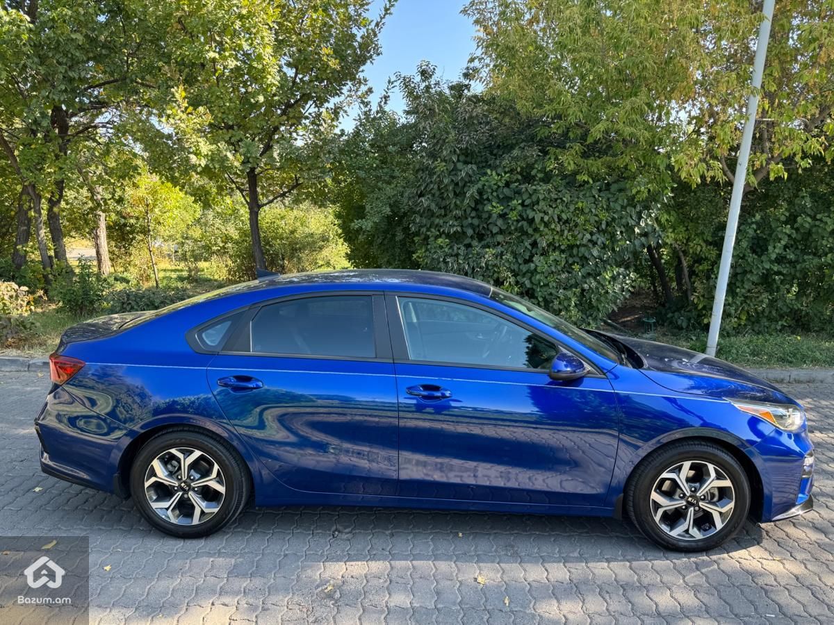 Kia Forte - image 3