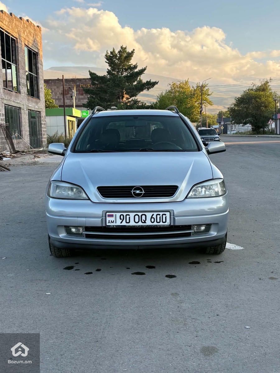 Opel Astra 2002 - image 1