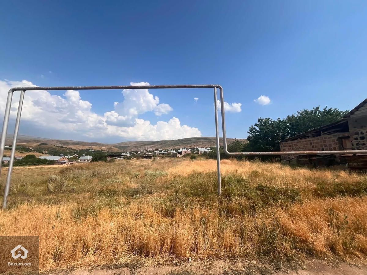 Տնամերձ Հողատարածք  - image 1