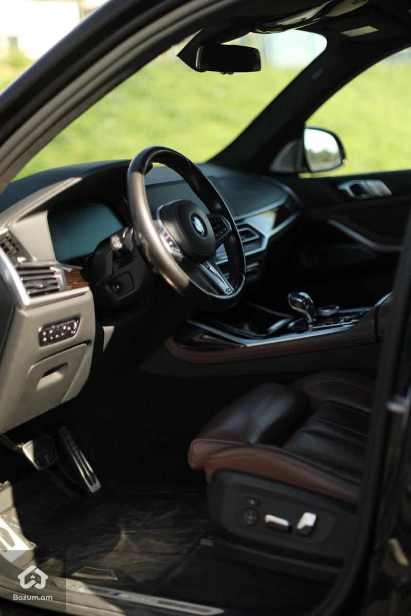 BMW X7 2019 M50i - image 12