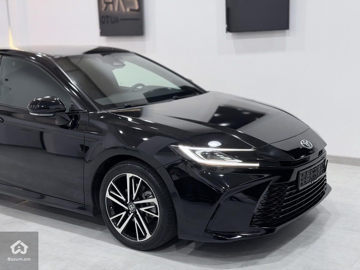 Toyota Camry 2025 - image 5