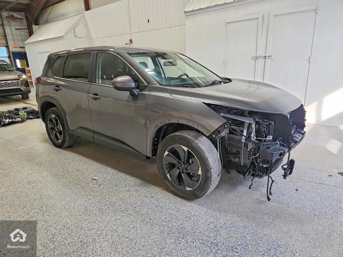 NISSAN ROGUE 2025 - image 3