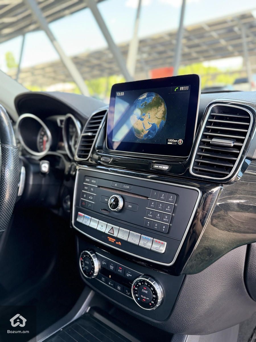 Mercedes-Benz GLS 500 - image 8