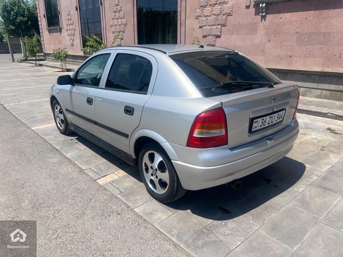 Opel Astra 2000 - image 4