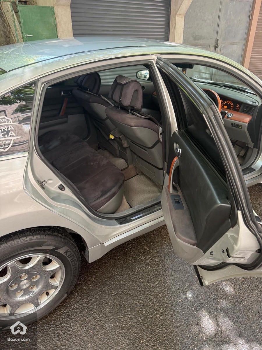 Nissan Teana - image 9