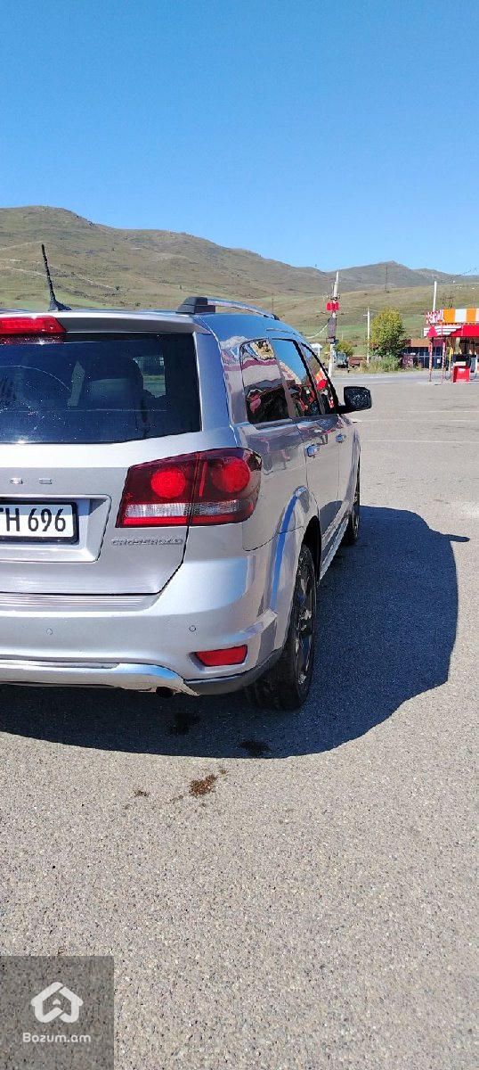 Dodge Journey 2020 - image 7