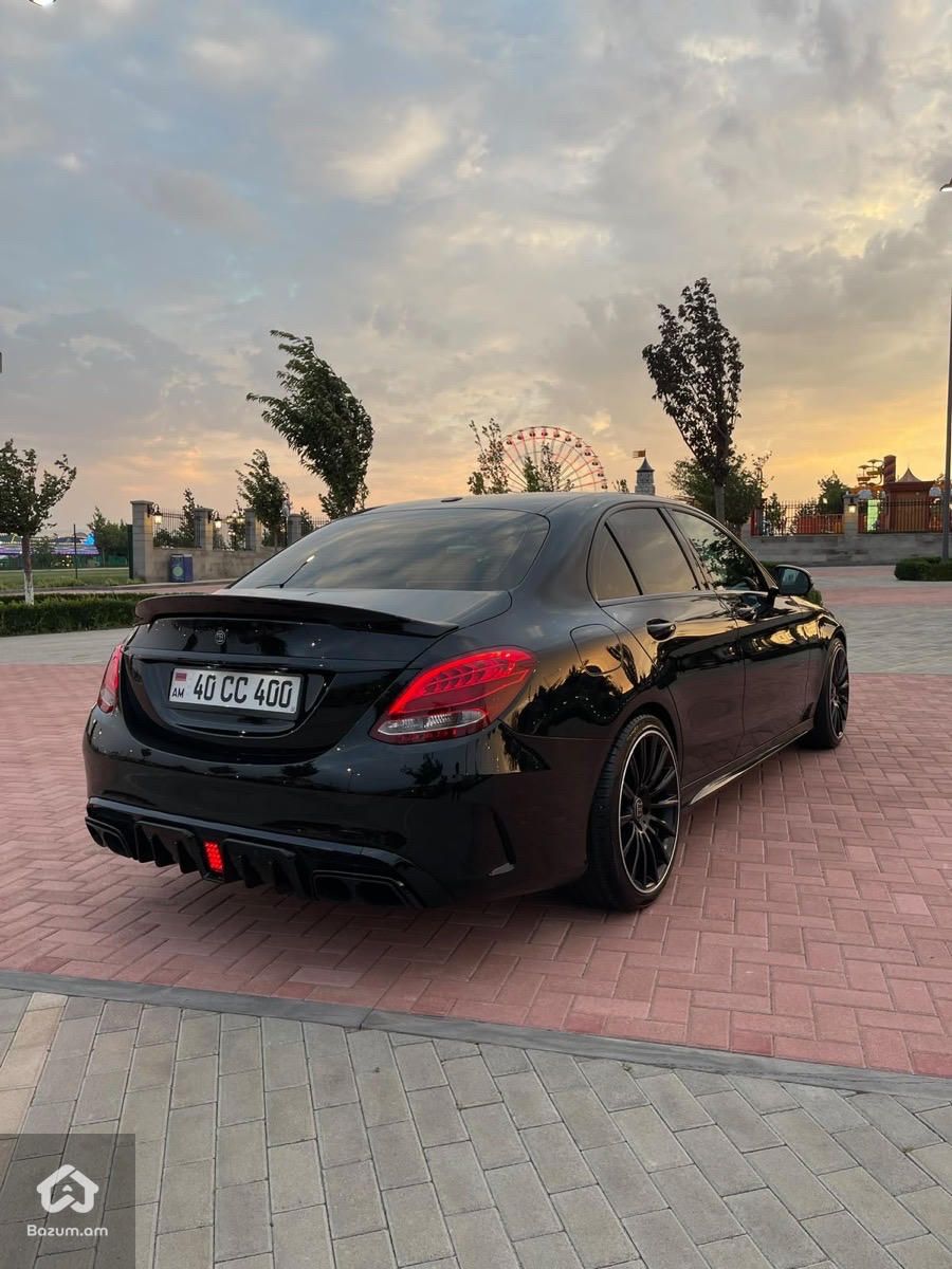 Mercedes-Benz C 300 2018 - image 1