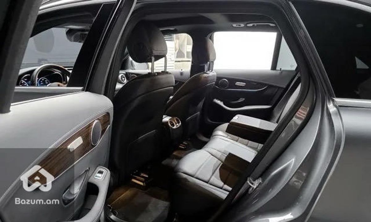 Mercedes Benz GLC-Class X253GLC300 4MATIC - image 10