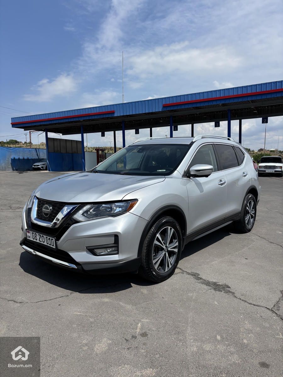 Nissan - image 2
