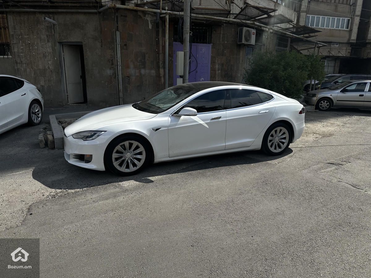 Tesla model s 75 D - image 10