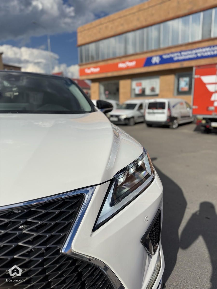 Lexus RX350 restyle - image 9