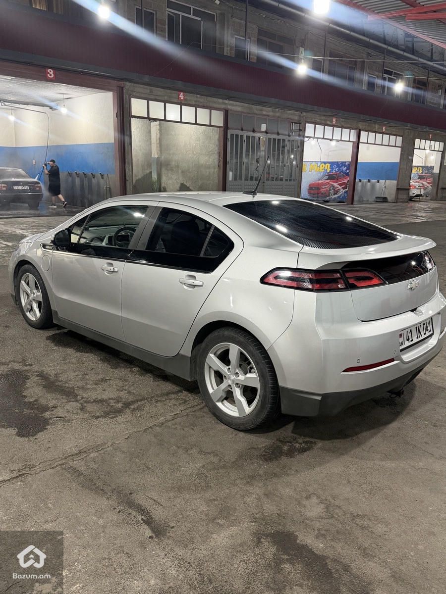 Chevrolet Volt 2013 - image 3