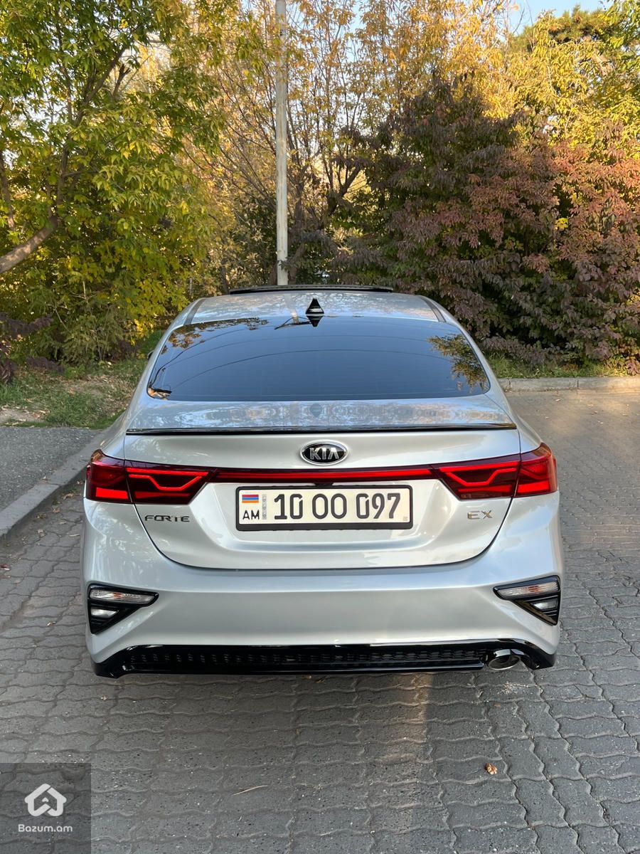 KIA FORTE EX FULL - image 4