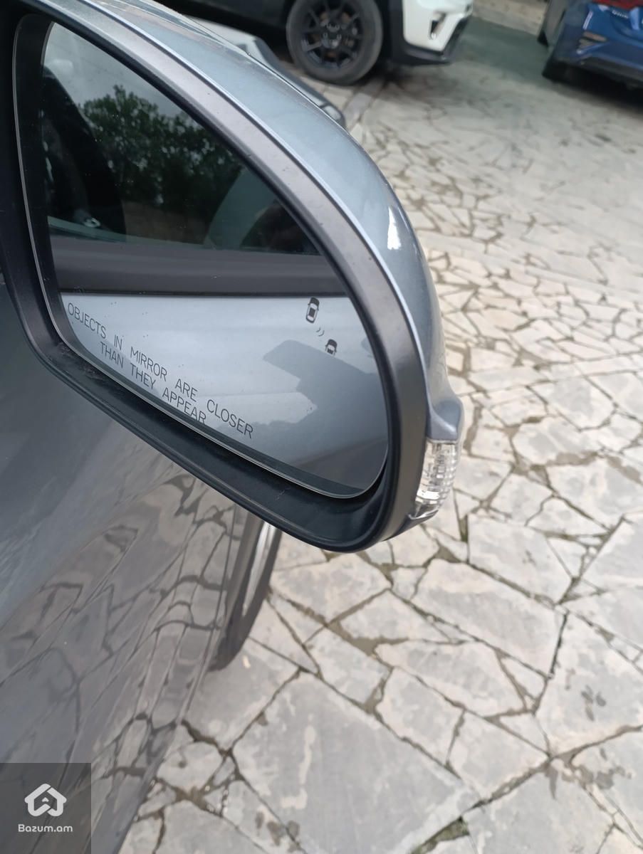 Hyundai Kona Sel Plus - image 9
