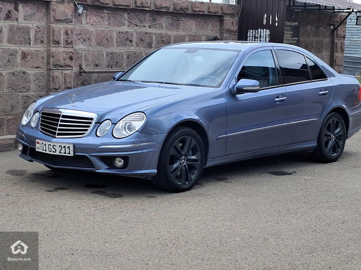 Mercedes-Benz E-Class W211 - image 3