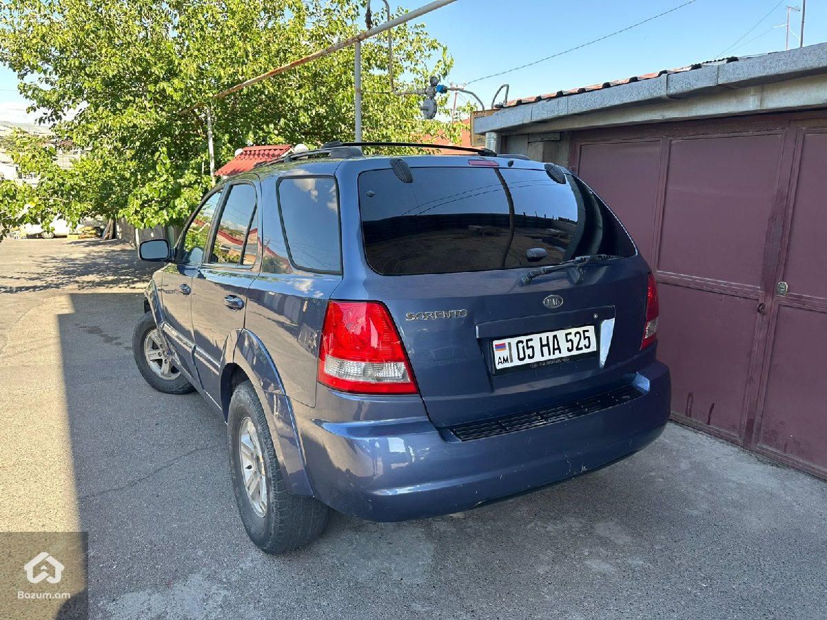 Kia Sorento 2003 - image 10