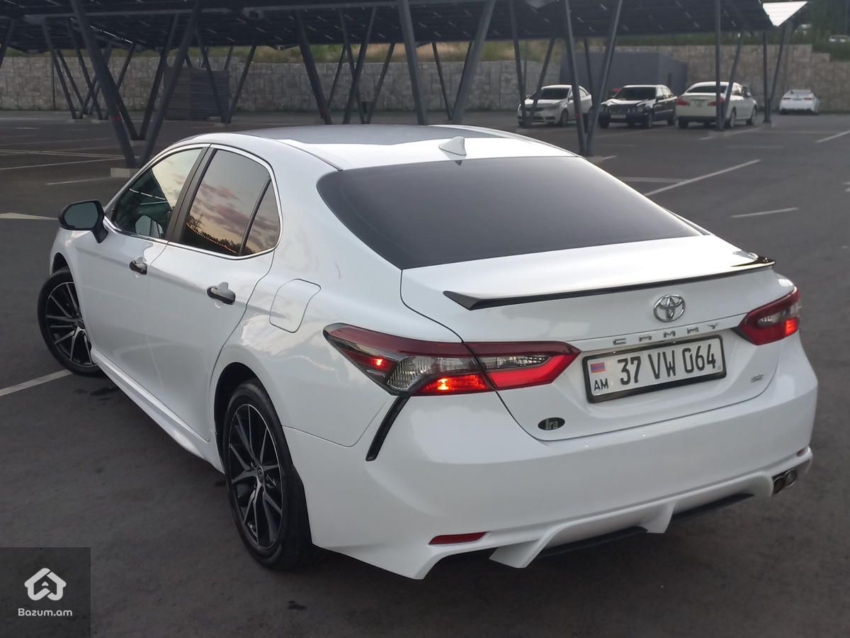 Toyota Camry 2023 - image 5