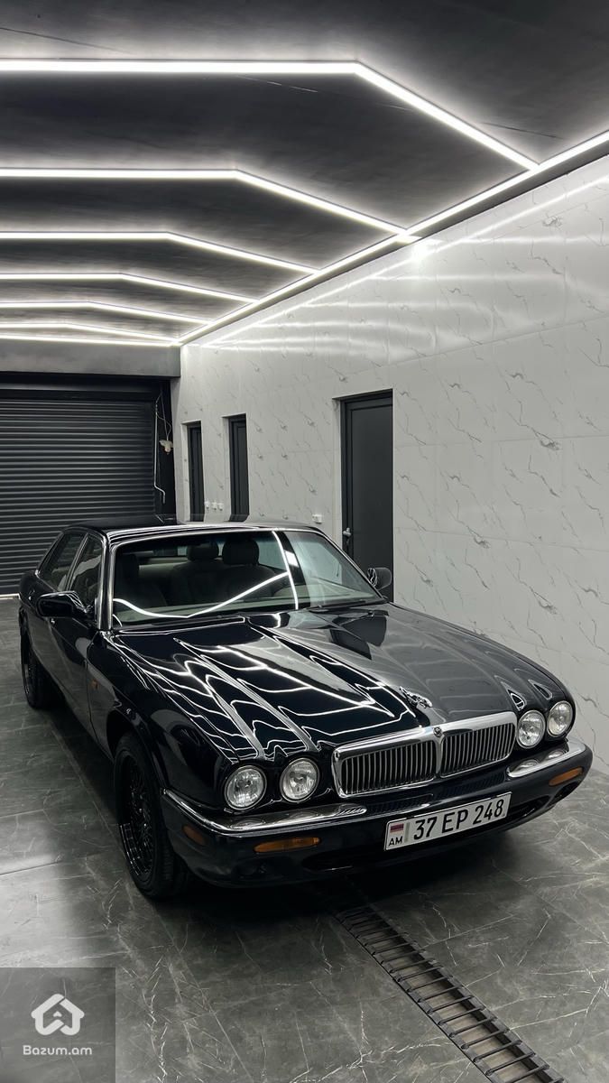 Jaguar XJ6 1996 - image 2