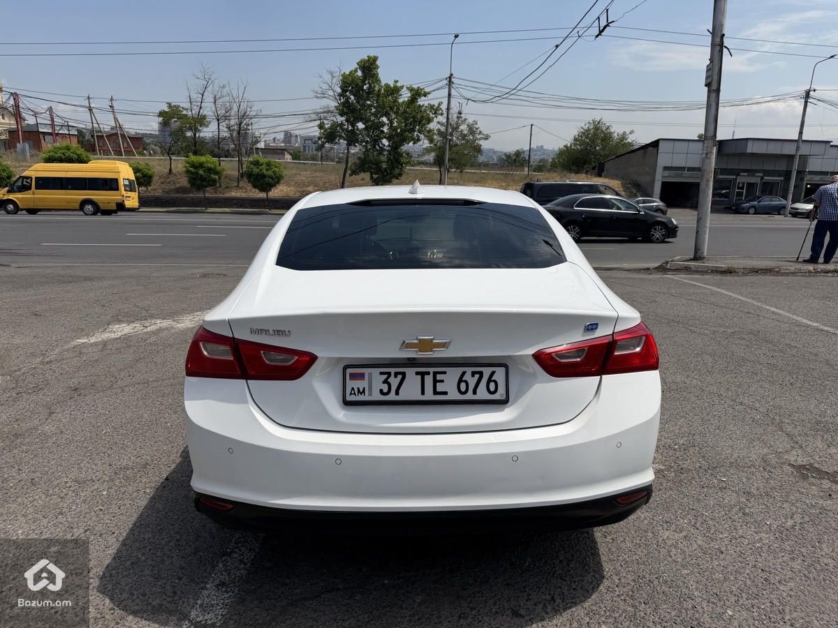 Chevrolet Malibu 2016 - image 9