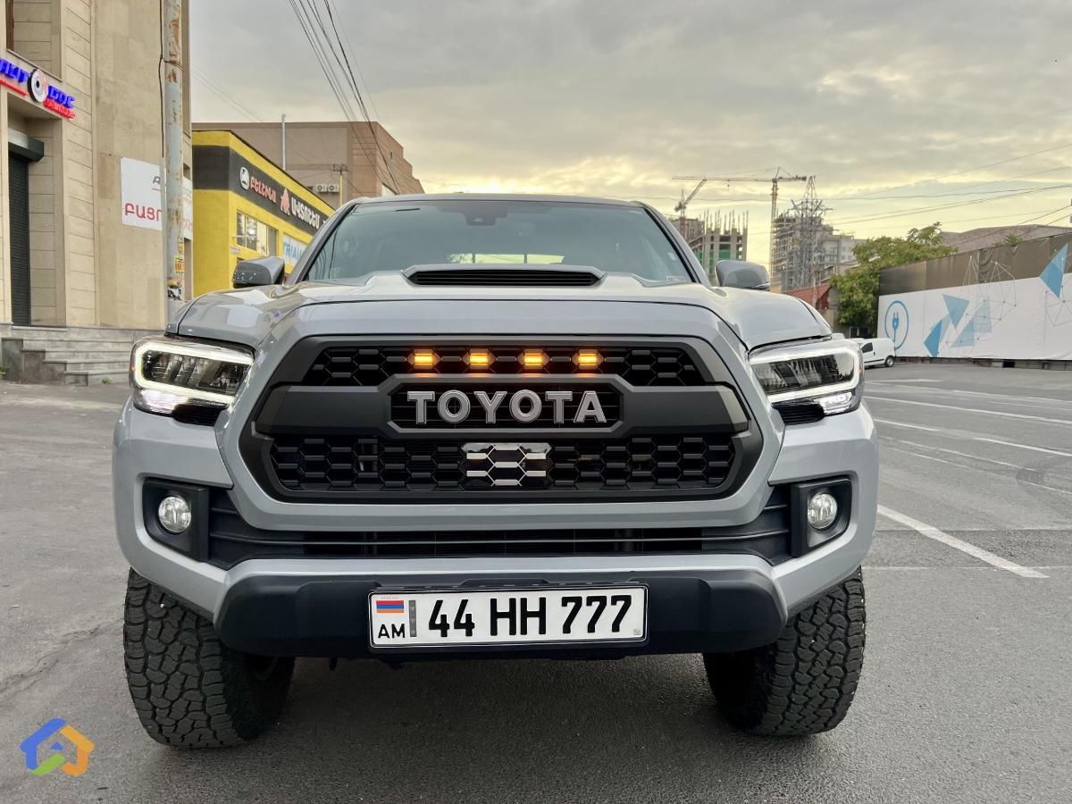Toyota - image 2