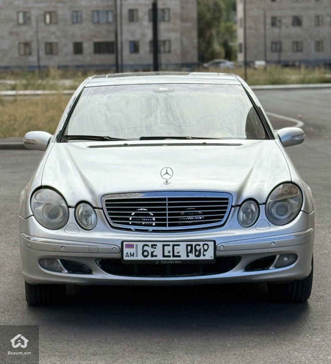 Mercedes-Benz E 240 2003 - image 2