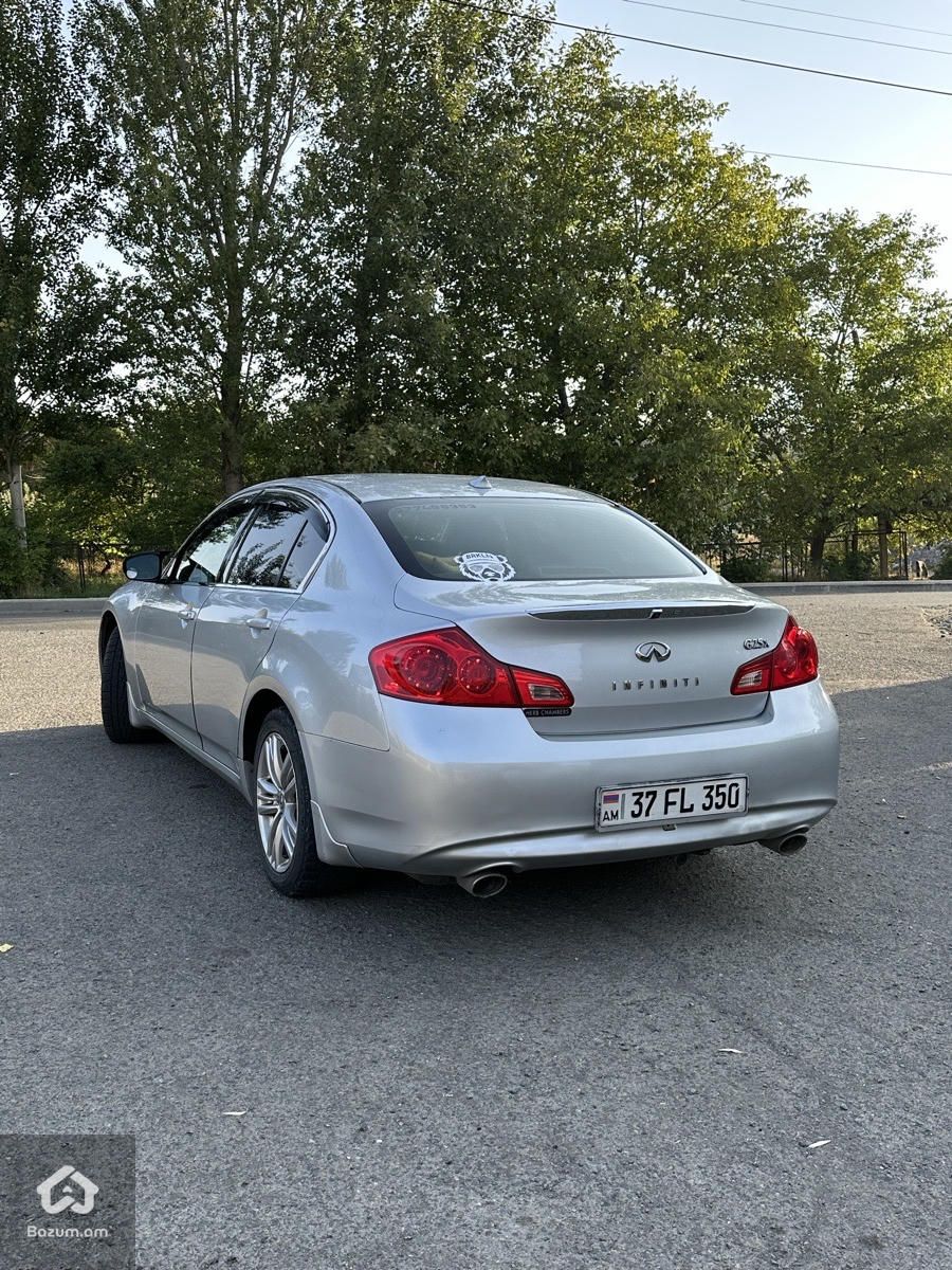 Infiniti G25 2012 - image 3