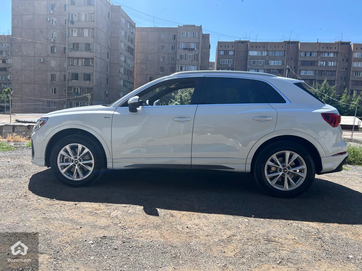 Audi Q3 Premium S Line 45 Quattro - image 6