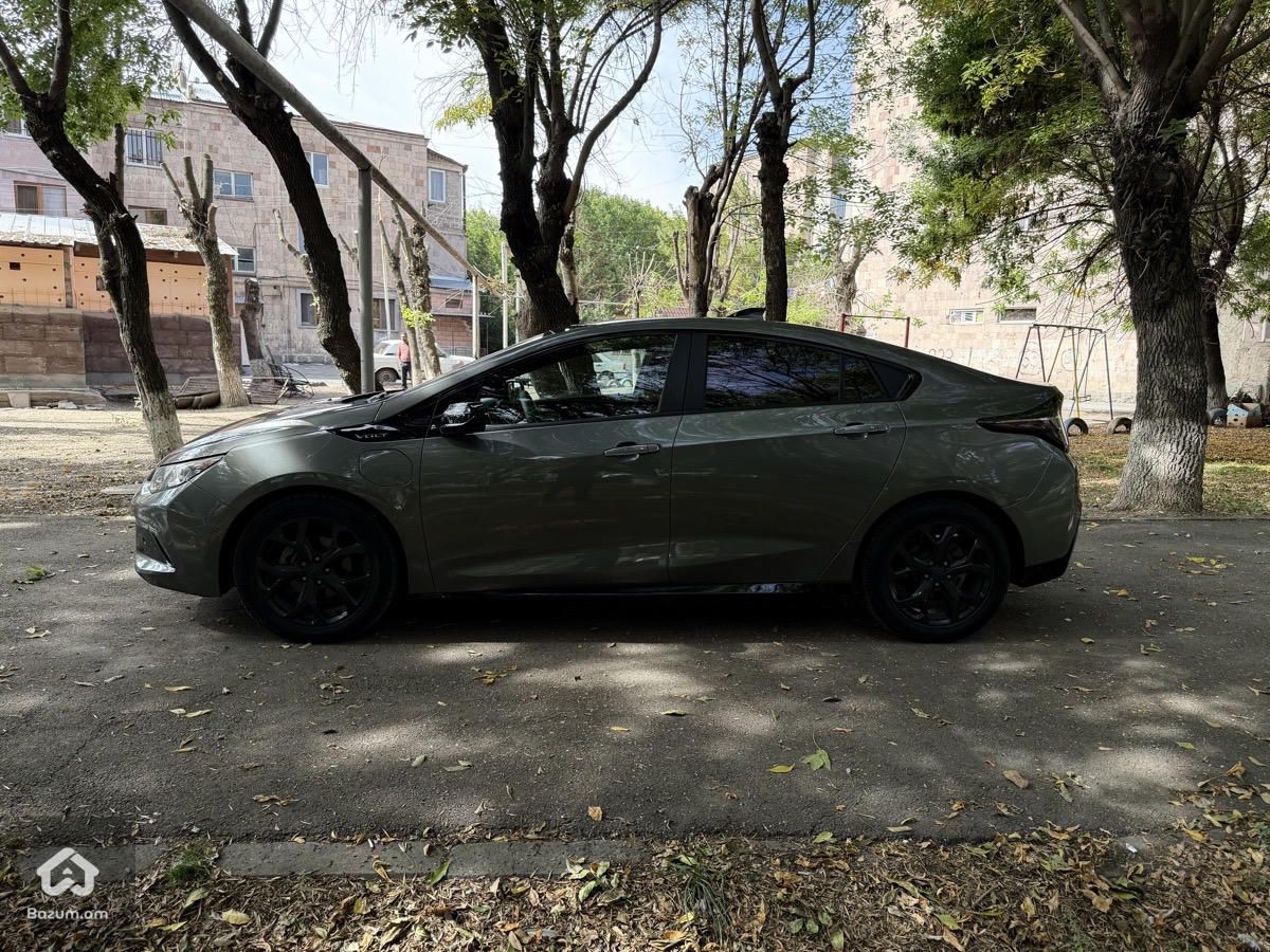 Chevrolet Volt 2017 - image 7