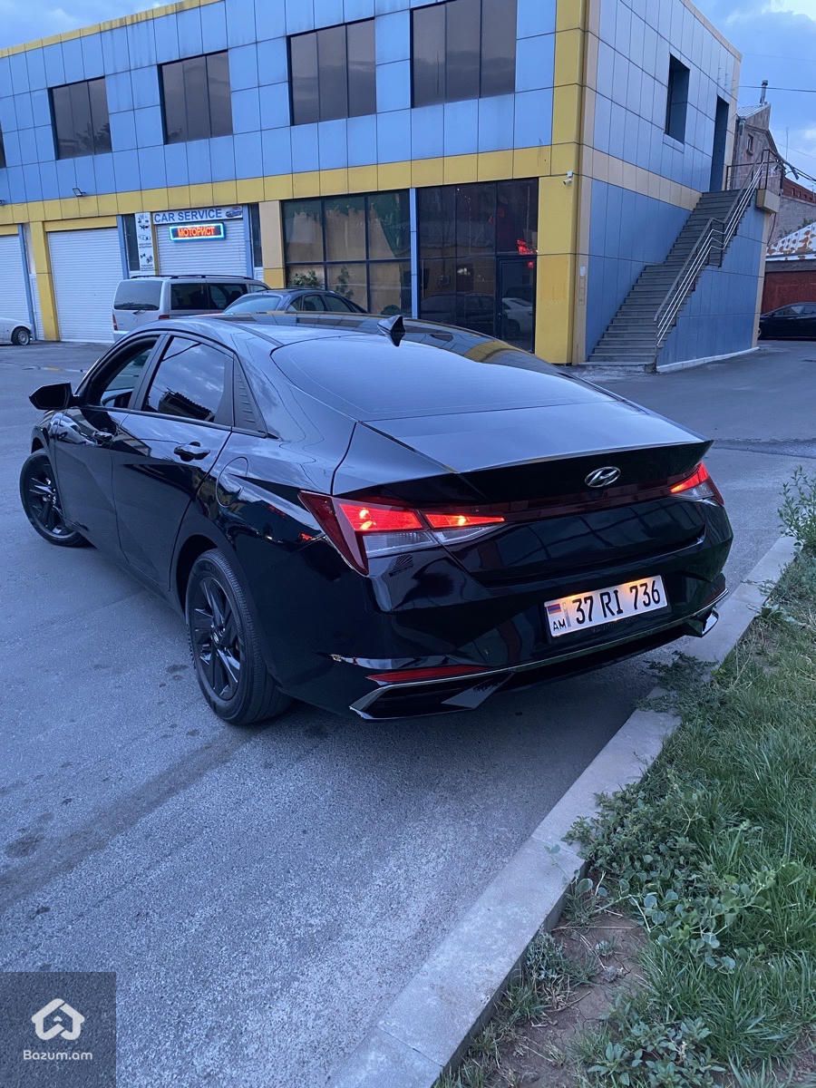 Hyundai Elantra 2023 - image 3