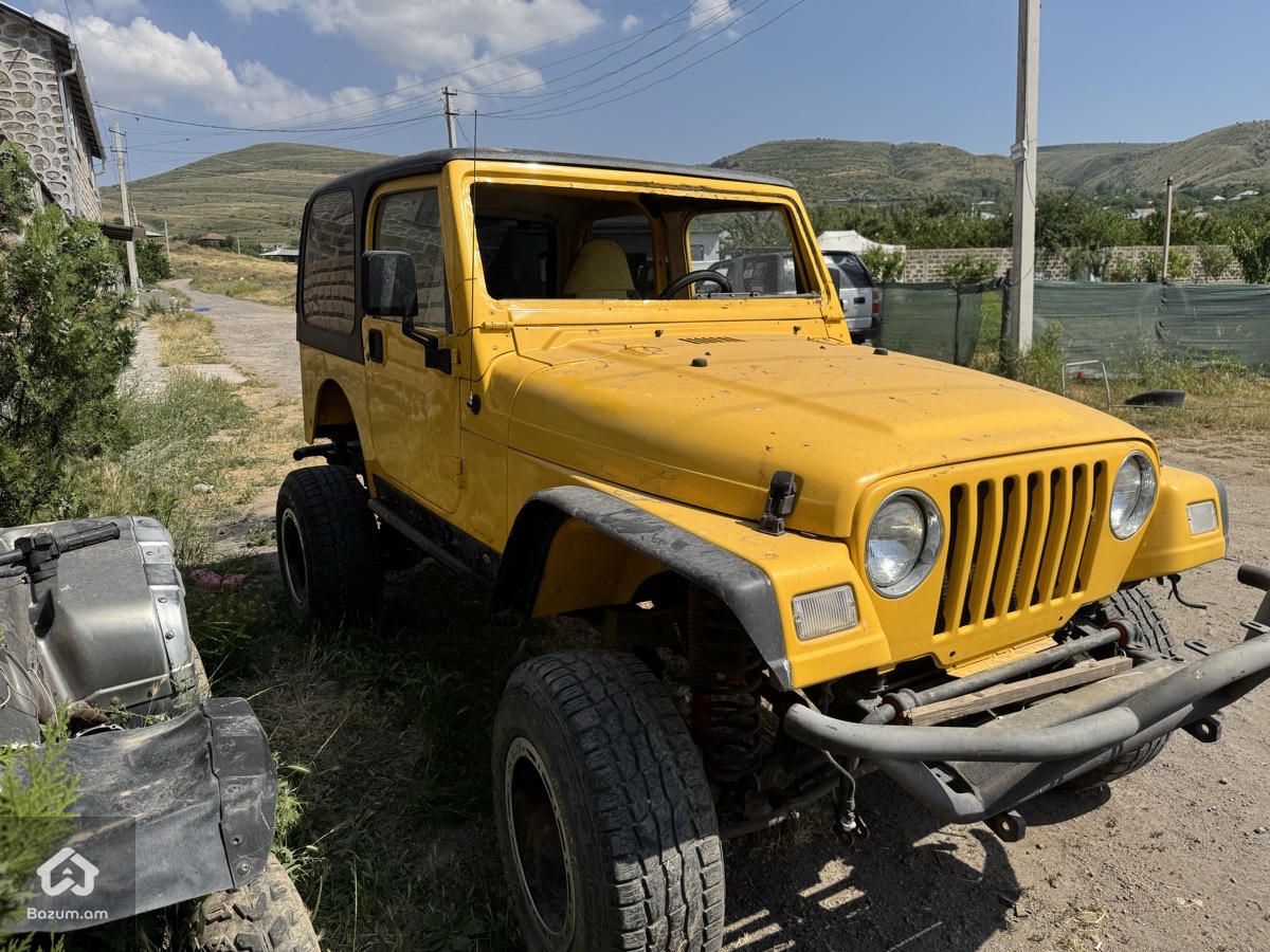 Jeep Wrangler 2000 - image 1