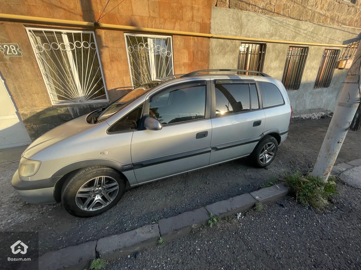 Opel Zafira - image 2