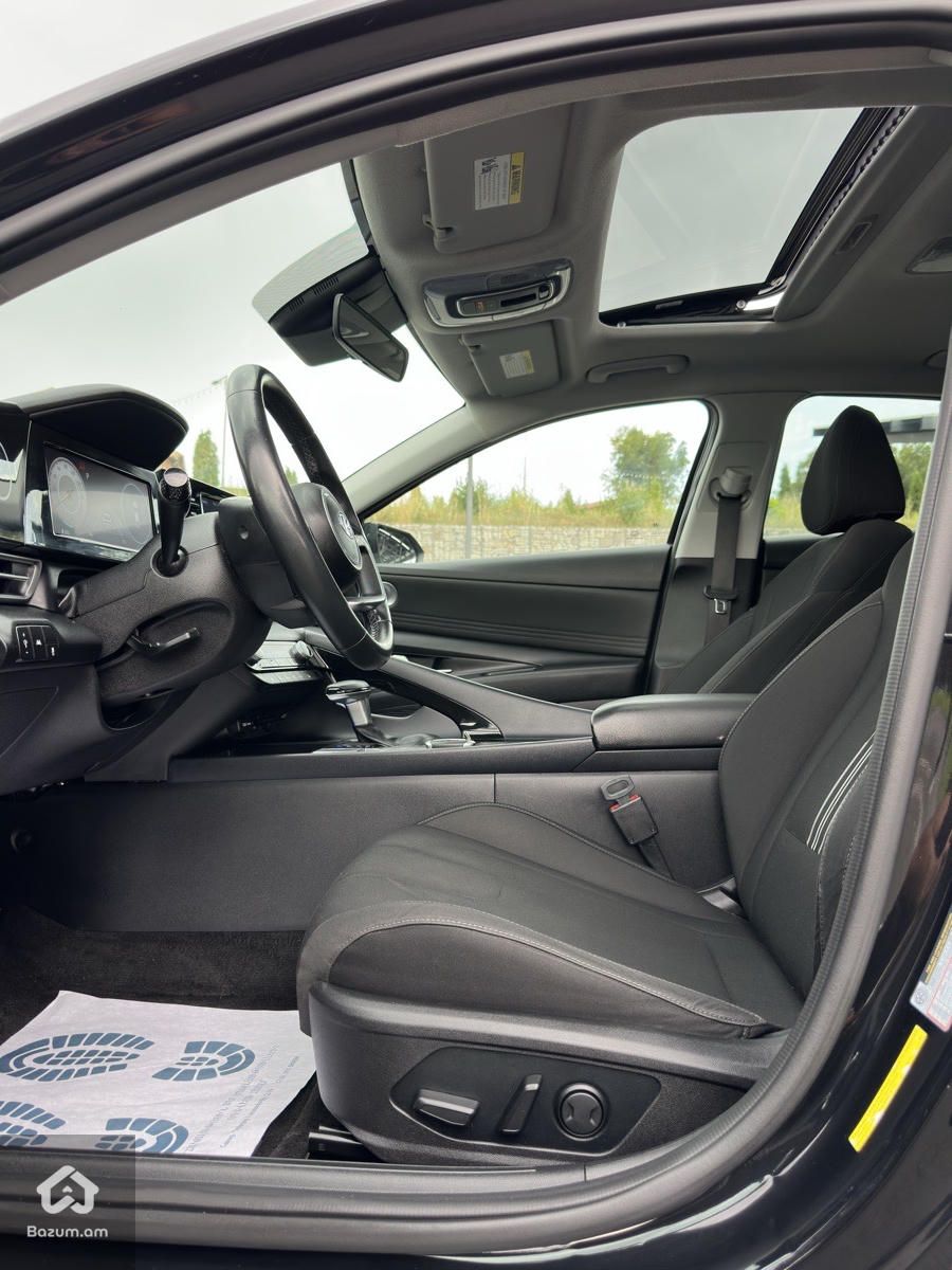 Hyundai Elantra 2021 - image 10